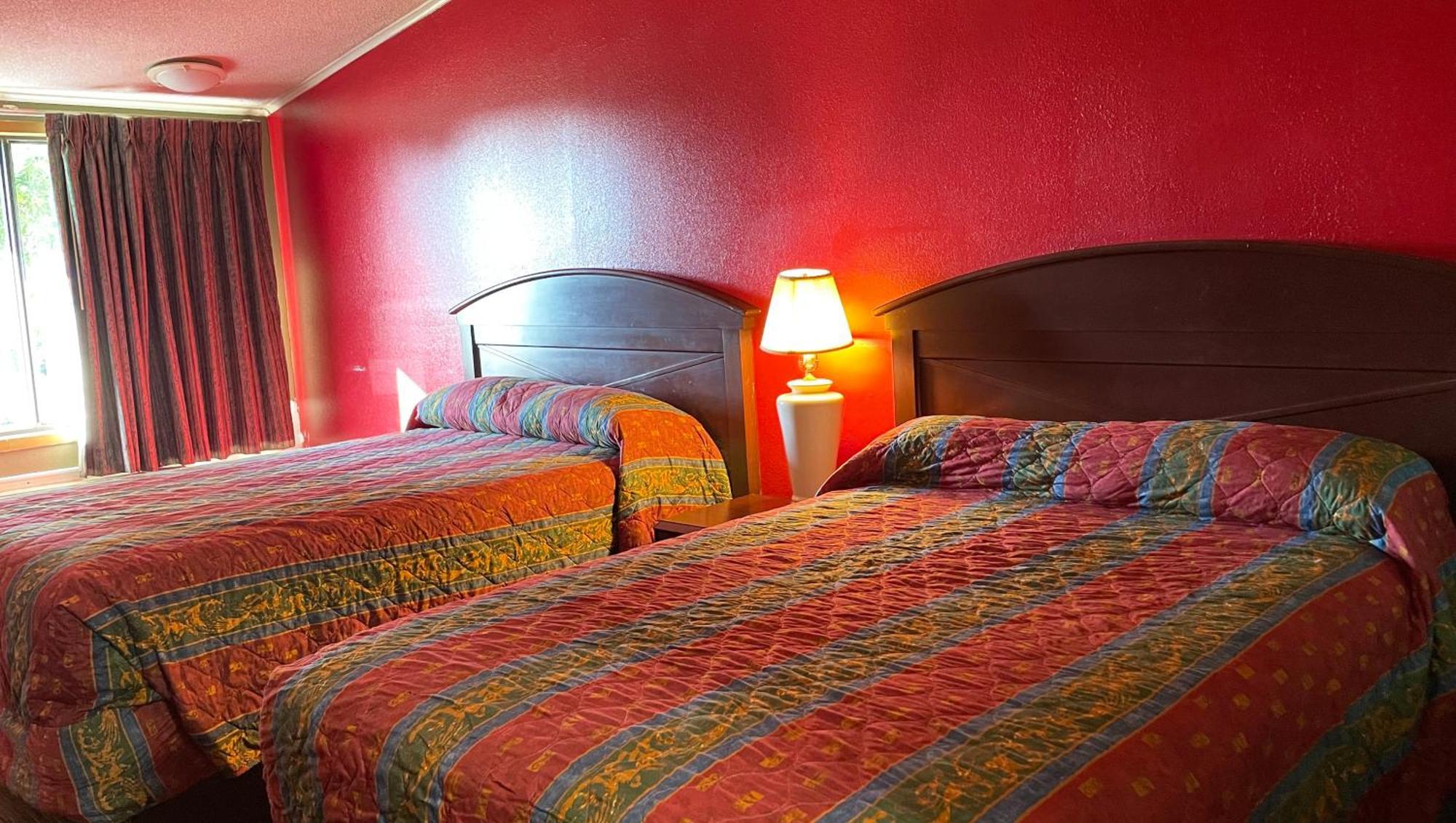 Express Inn Thomson Extérieur photo
