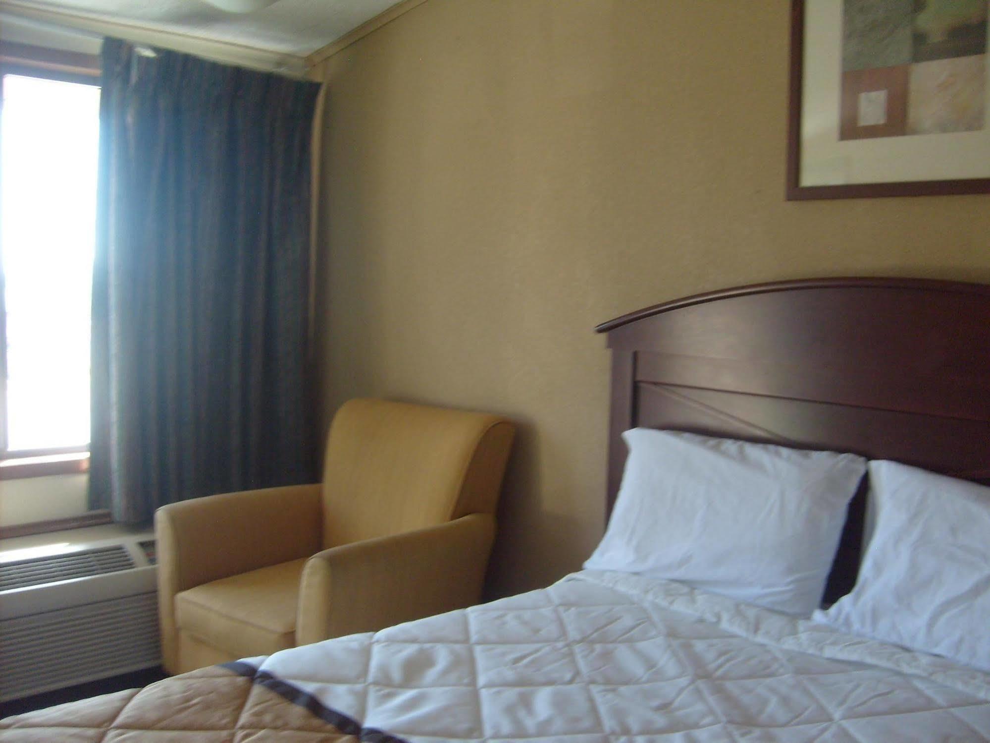 Express Inn Thomson Extérieur photo