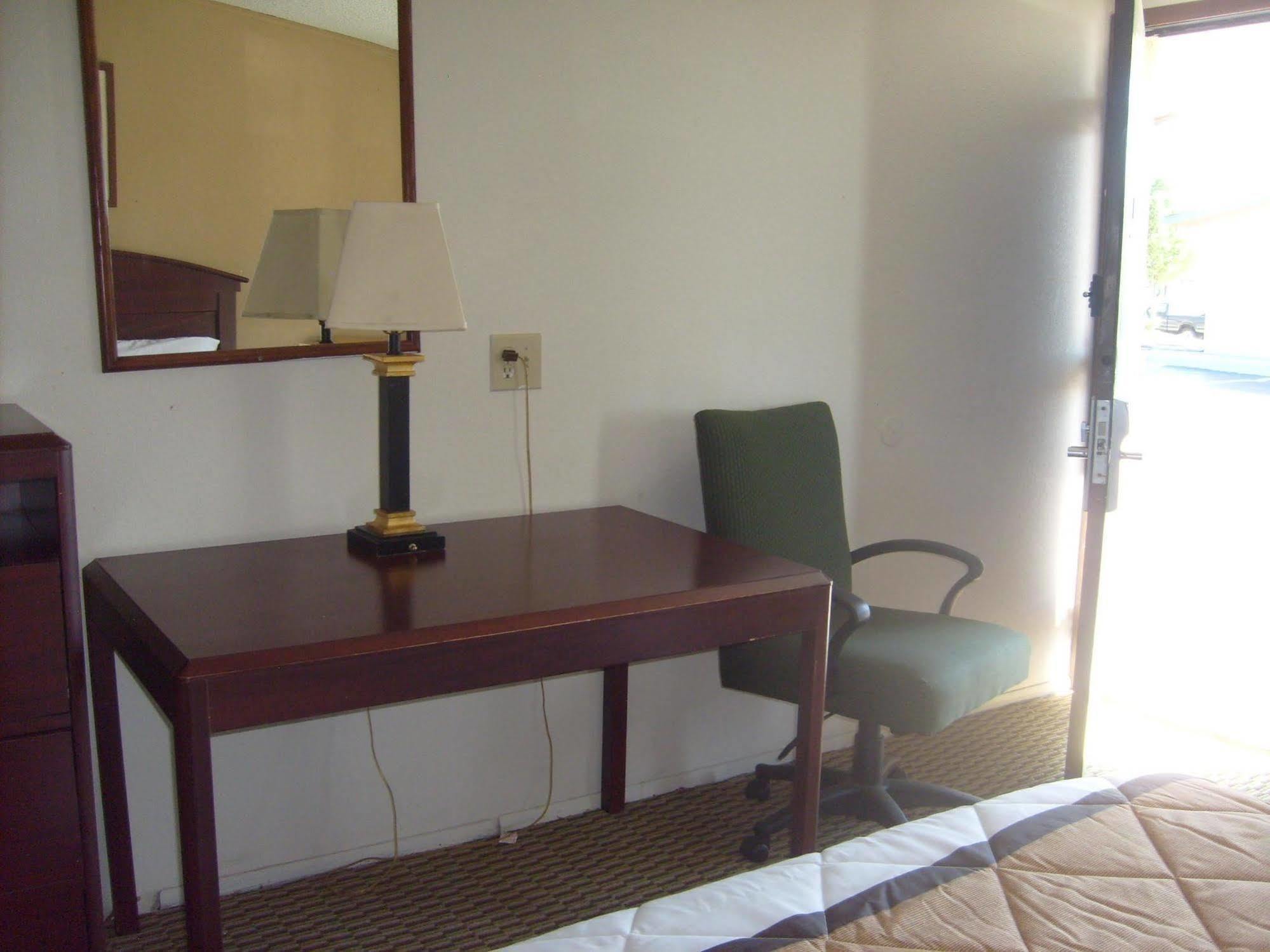 Express Inn Thomson Extérieur photo